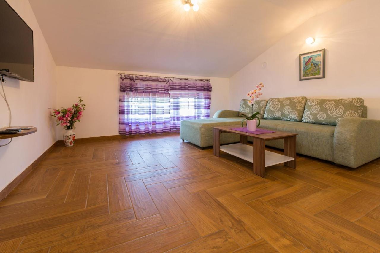 Appartement Jasminka Loncaric à Crikvenica Extérieur photo